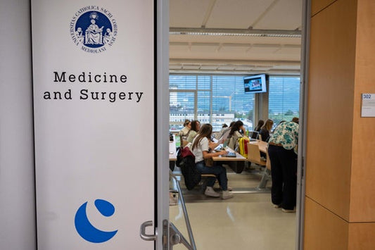 Corso di laurea in Medicina a Bolzano oggi al via per 60 studenti