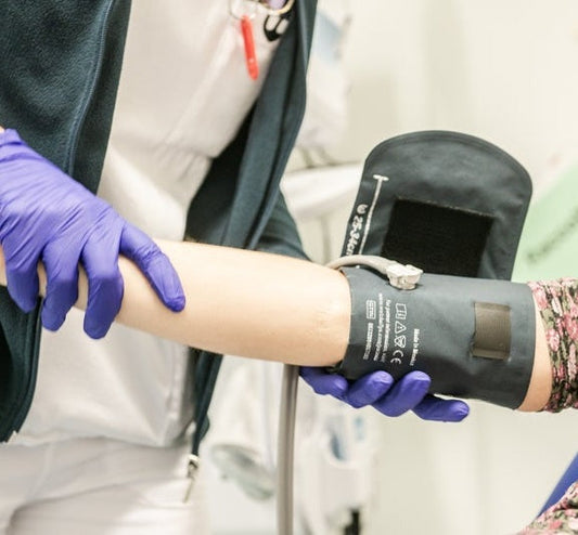 Nuovo profilo professionale assistente infermiere - Neues Berufsprofil Krankenpflegehelfer